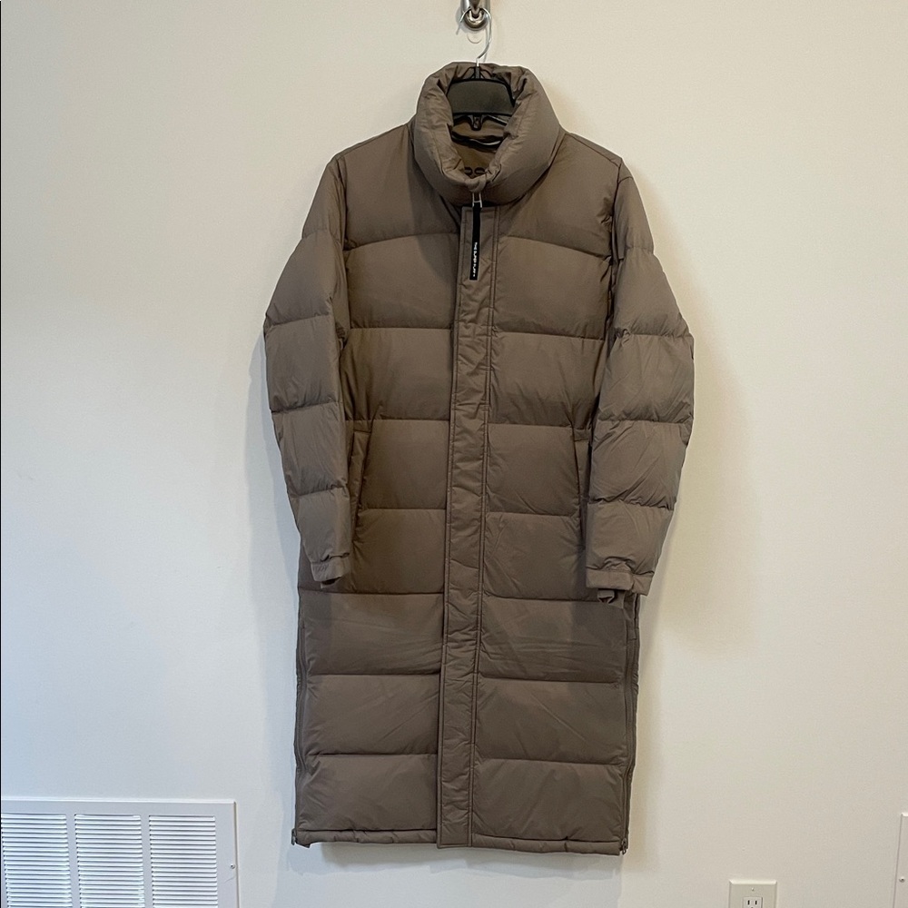 Aritzia The Super Puff Supersinch Puff Long - cliMATTE